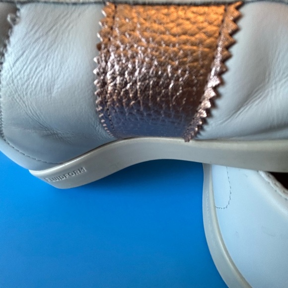 Ecco Street Lite Retro Women's Lace Up Leather Sneakers White, Bronze & Silver - Picture 5 of 10